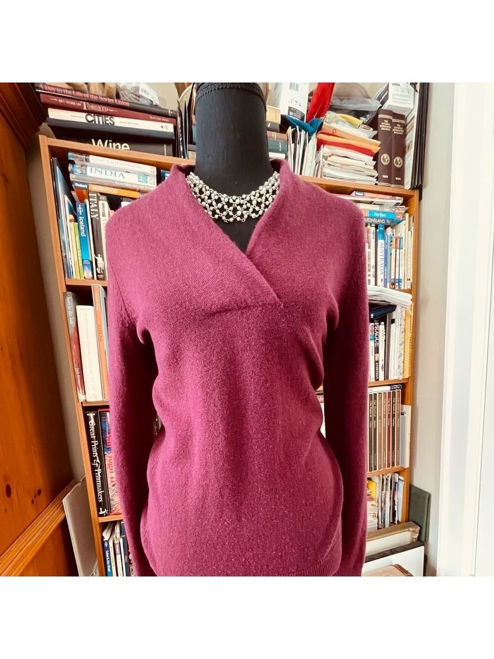 Banana Republic Crimson Cashmere V-Neck Sweater Small - BNWT